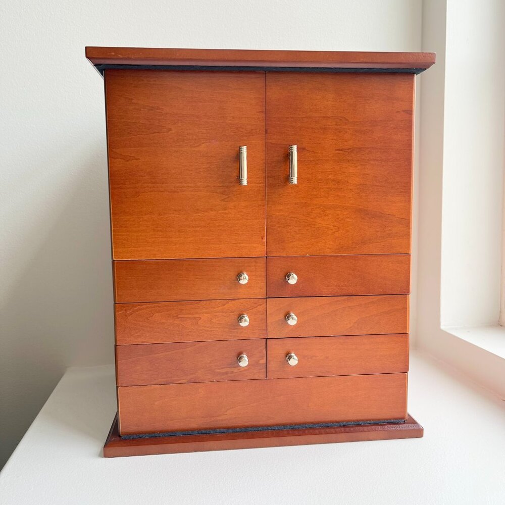 NWOB Lori Greiner 'For Your Ease Only' large, felt-lined wooden jewelry Box - Picture 2 of 16